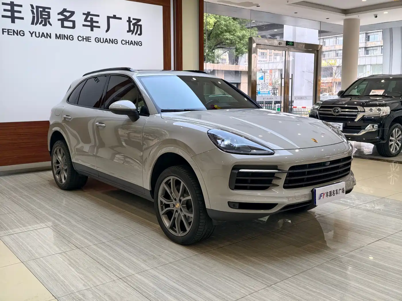 Porsche Cayenne 2023 Cayenne 3.0T Platinum Edition фото 3
