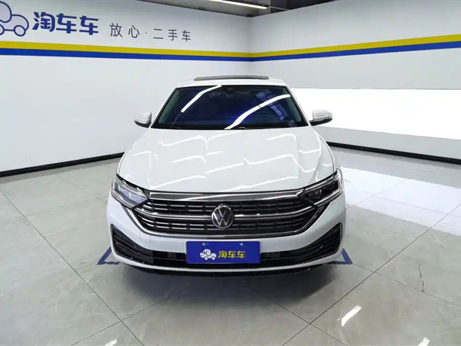 Volkswagen Sagitar 2023 300TSI DSG Surpassing Edition фото 2