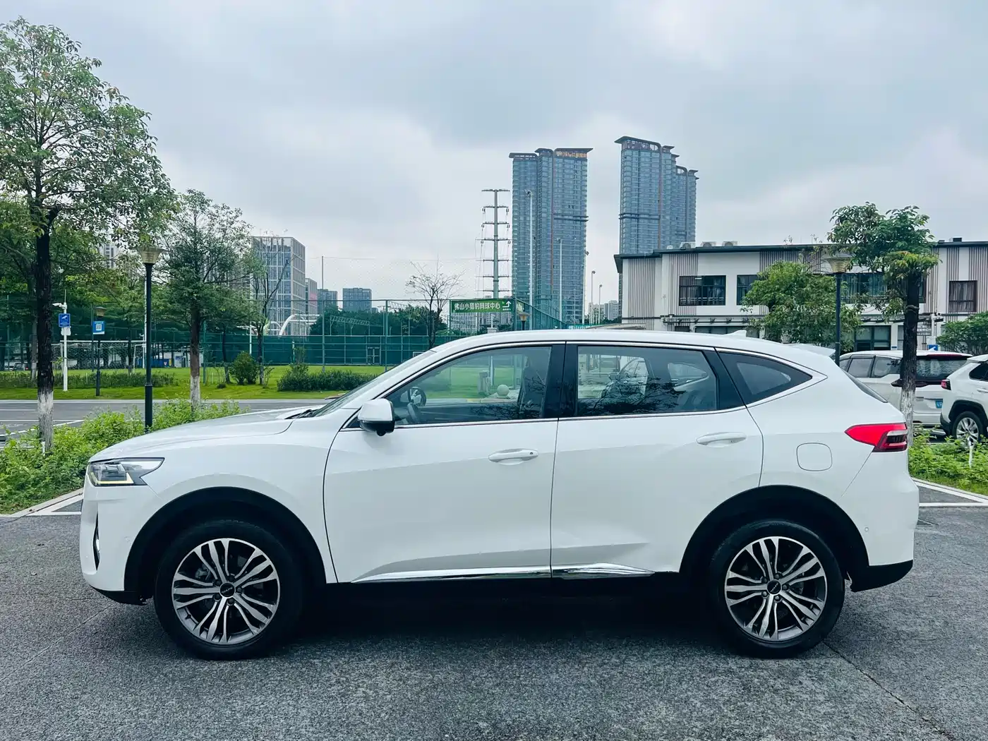 Haval F7 2021 2.0T AWD i-Joy фото 7