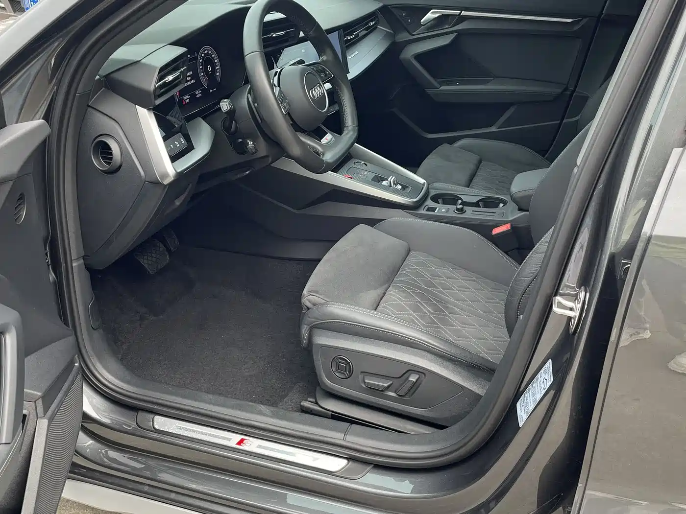 Audi A3 2022 A3L Limousine 35 TFSI Luxury Sport фото 9
