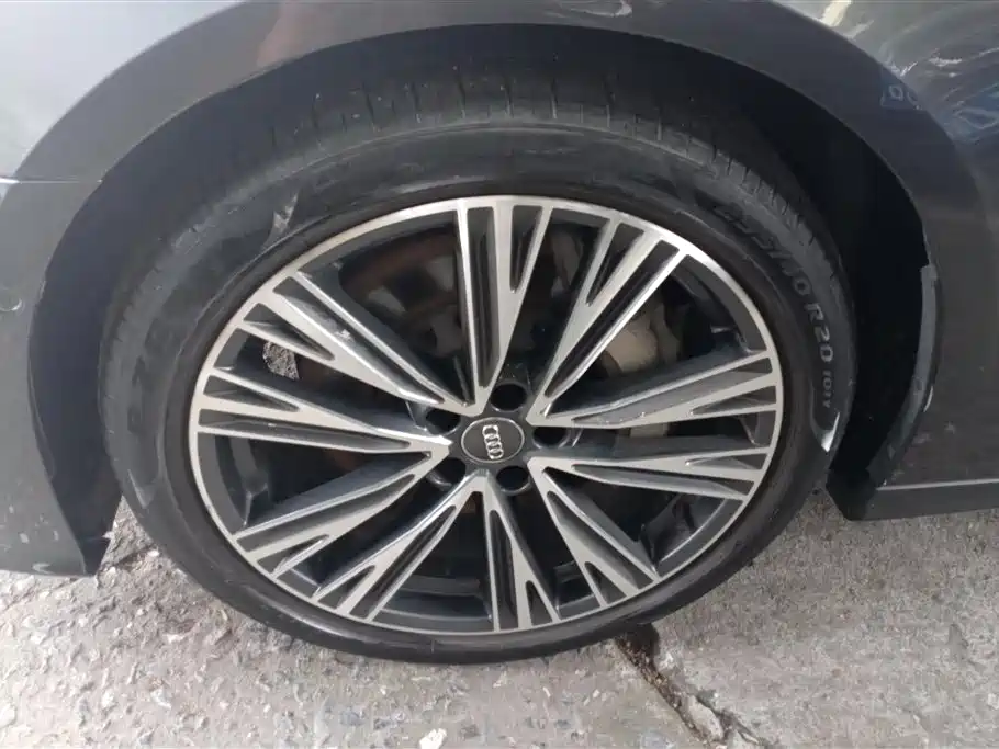 Audi A6L 2020 55 TFSI quattro Exclusive Dynamic фото 6