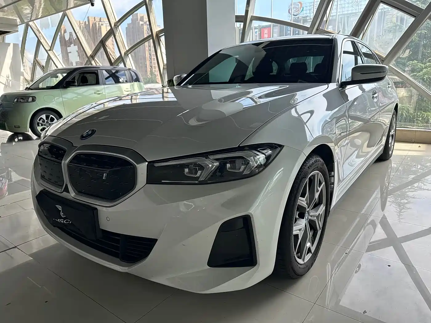 BMW i3 2024 eDrive 35 L