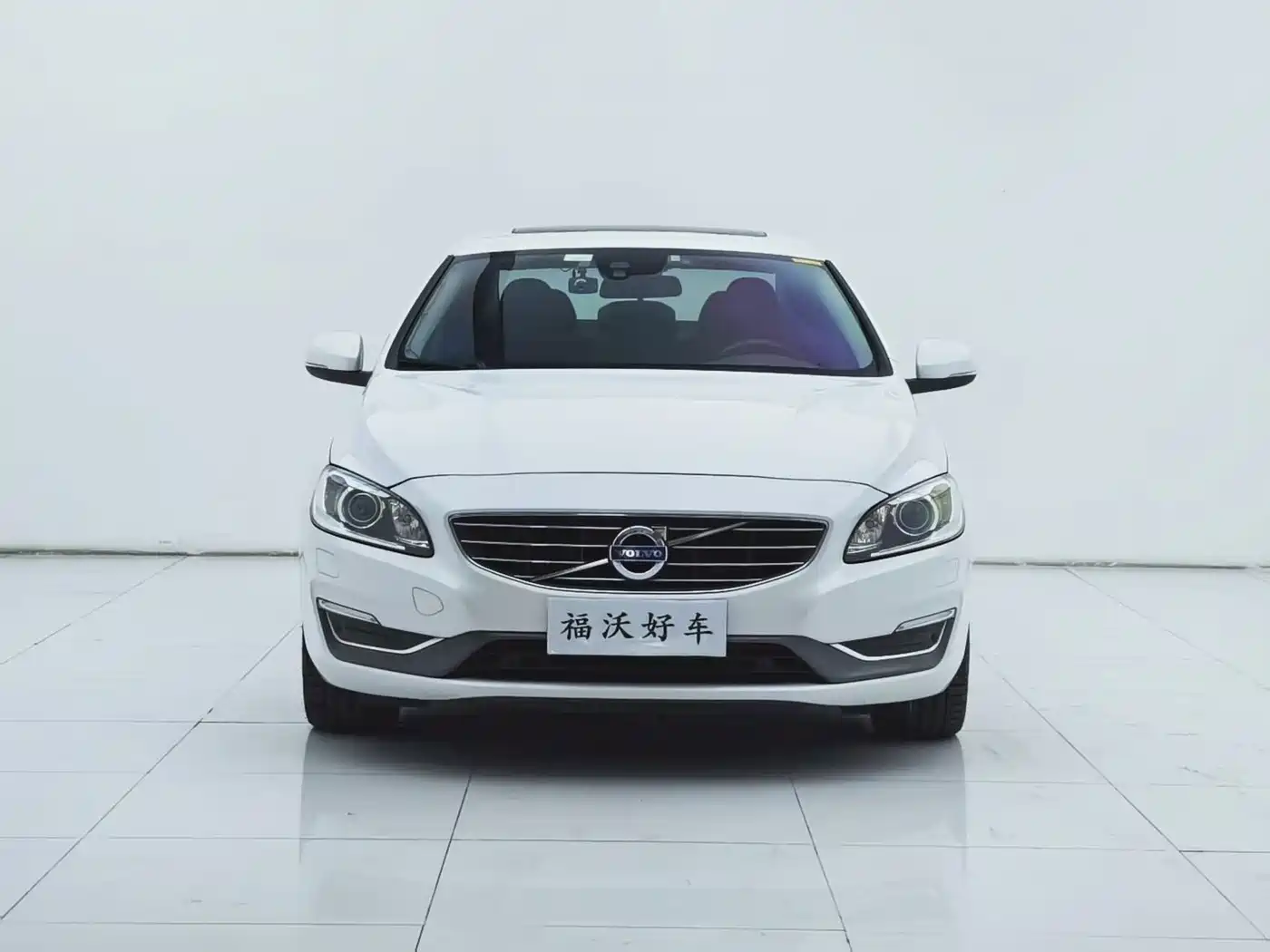 Фото 2 - Volvo S60