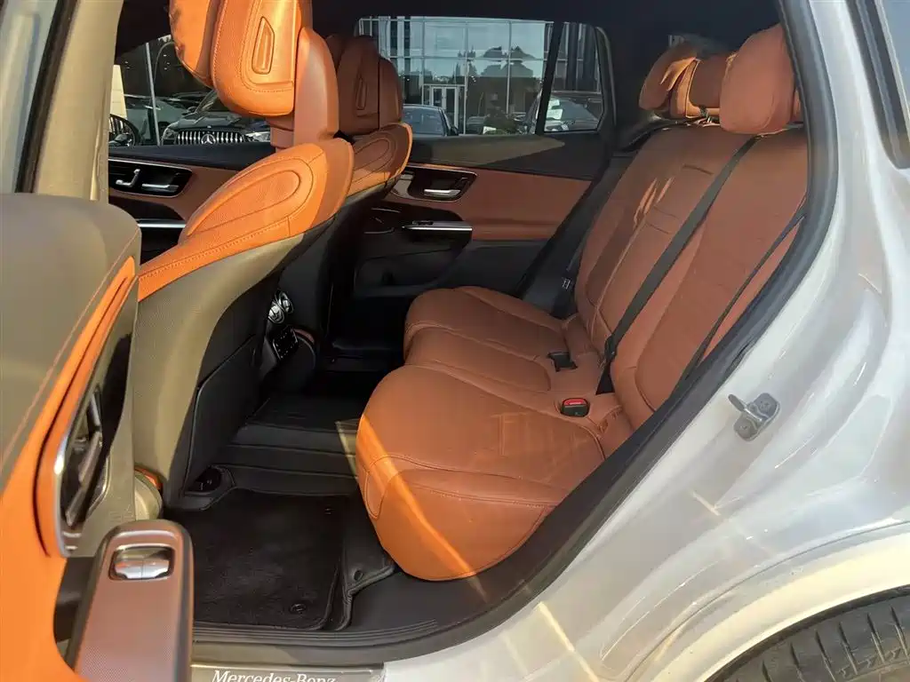Mercedes-Benz GLC 2024 GLC 300 L 4MATIC Dynamic 5-seater фото 11