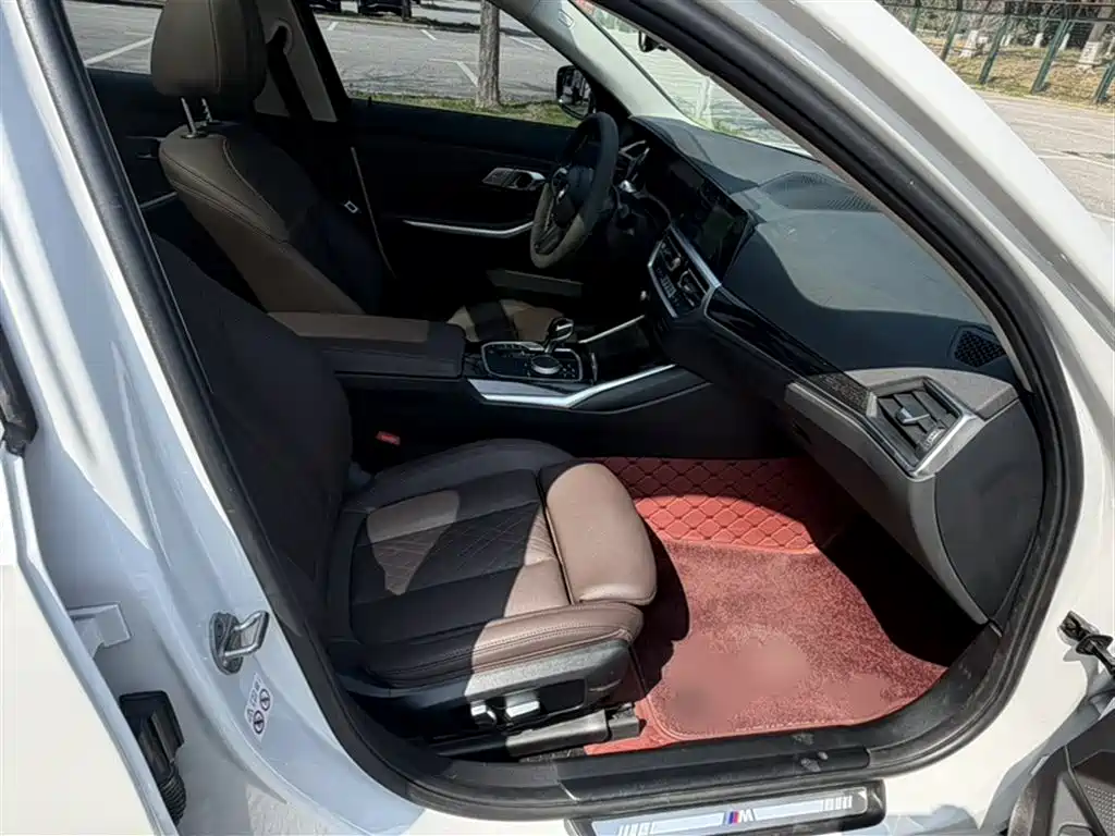 BMW 3 Series 2022 Facelift 325Li M Sport Package фото 21