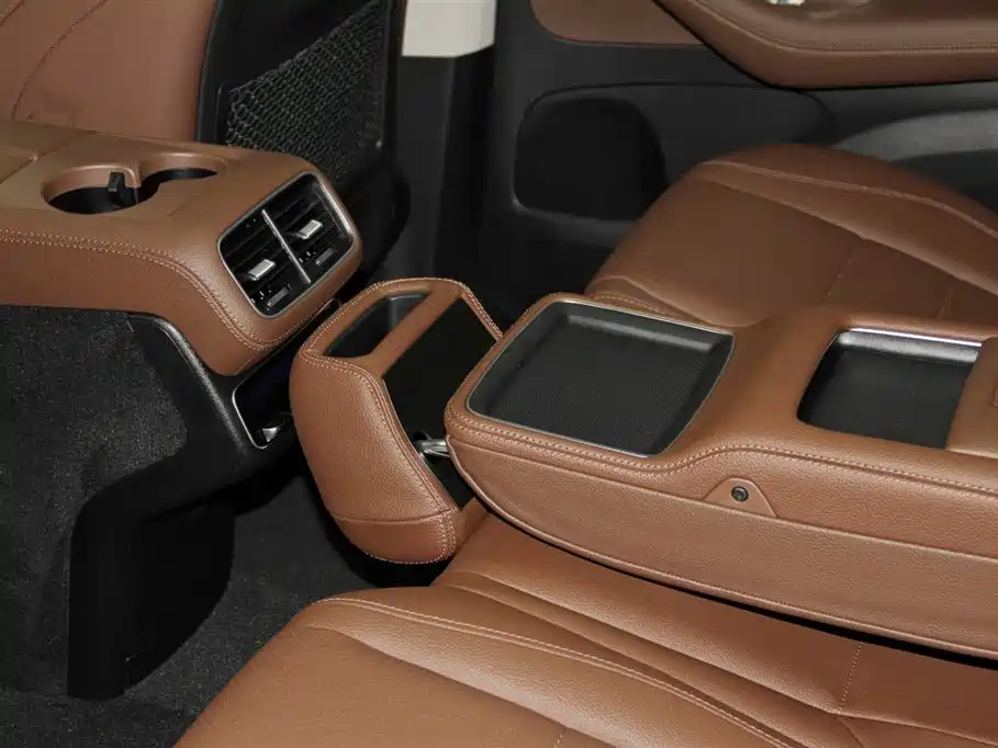 Mercedes-Benz GLE 2024 GLE 450 4MATIC Fashion фото 16