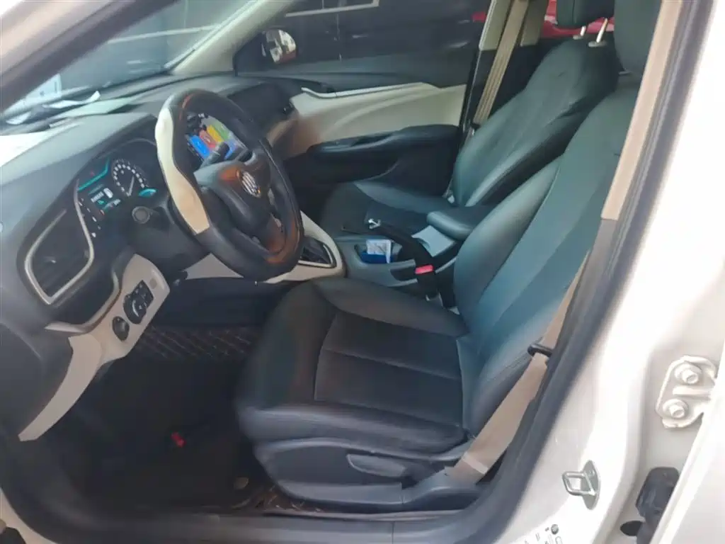 Buick Excelle 2021 Exemplar 1.5L Auto Progressive фото 15