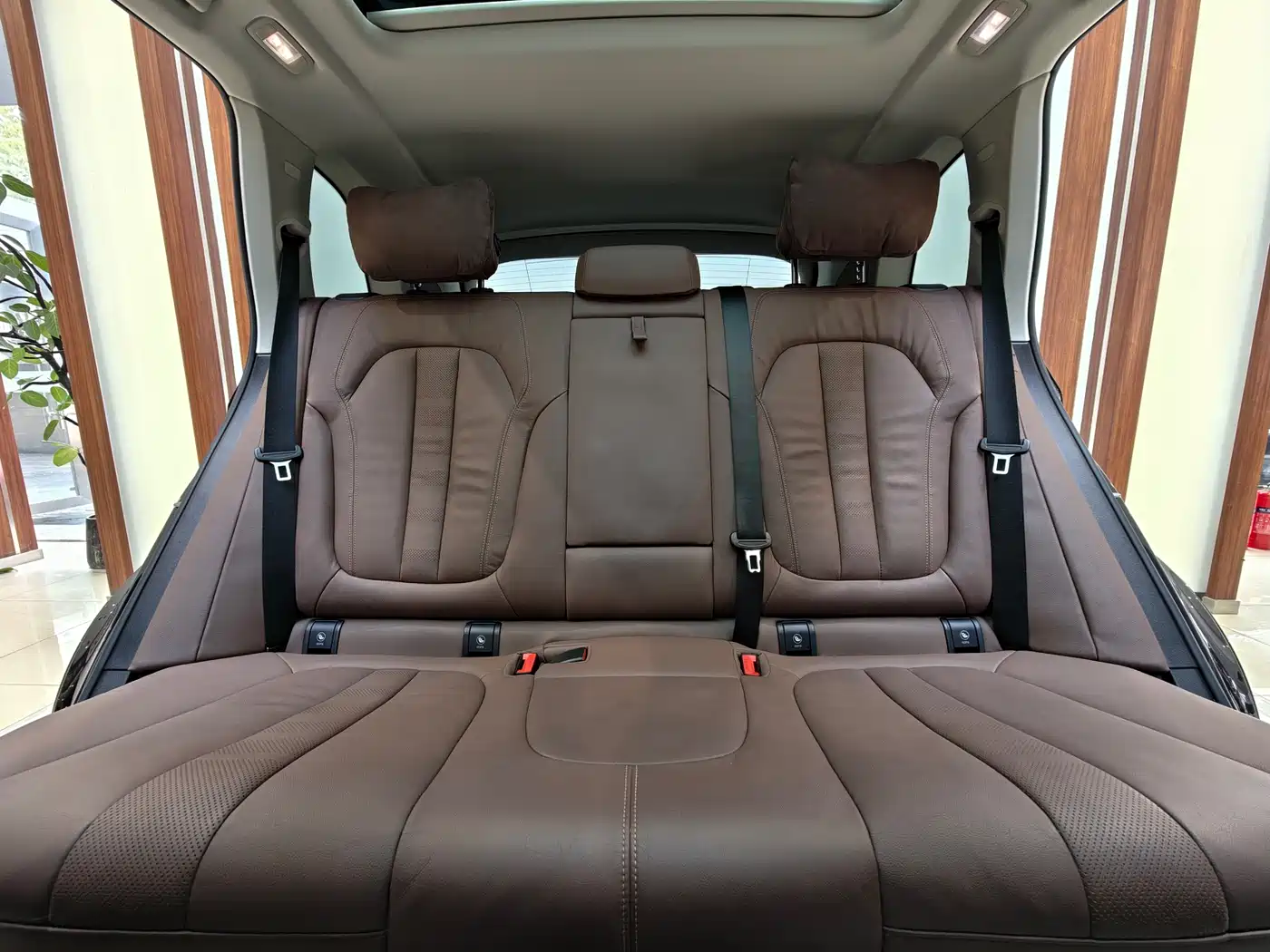BMW X5 (Import) 2021 xDrive40i Exclusive M Sport Package фото 12
