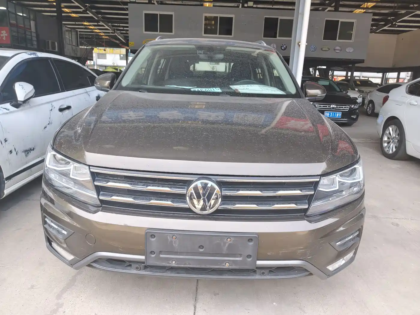 Volkswagen Tiguan L 2019 330TSI Automatic 2WD Smart Luxury Edition China VI фото 2