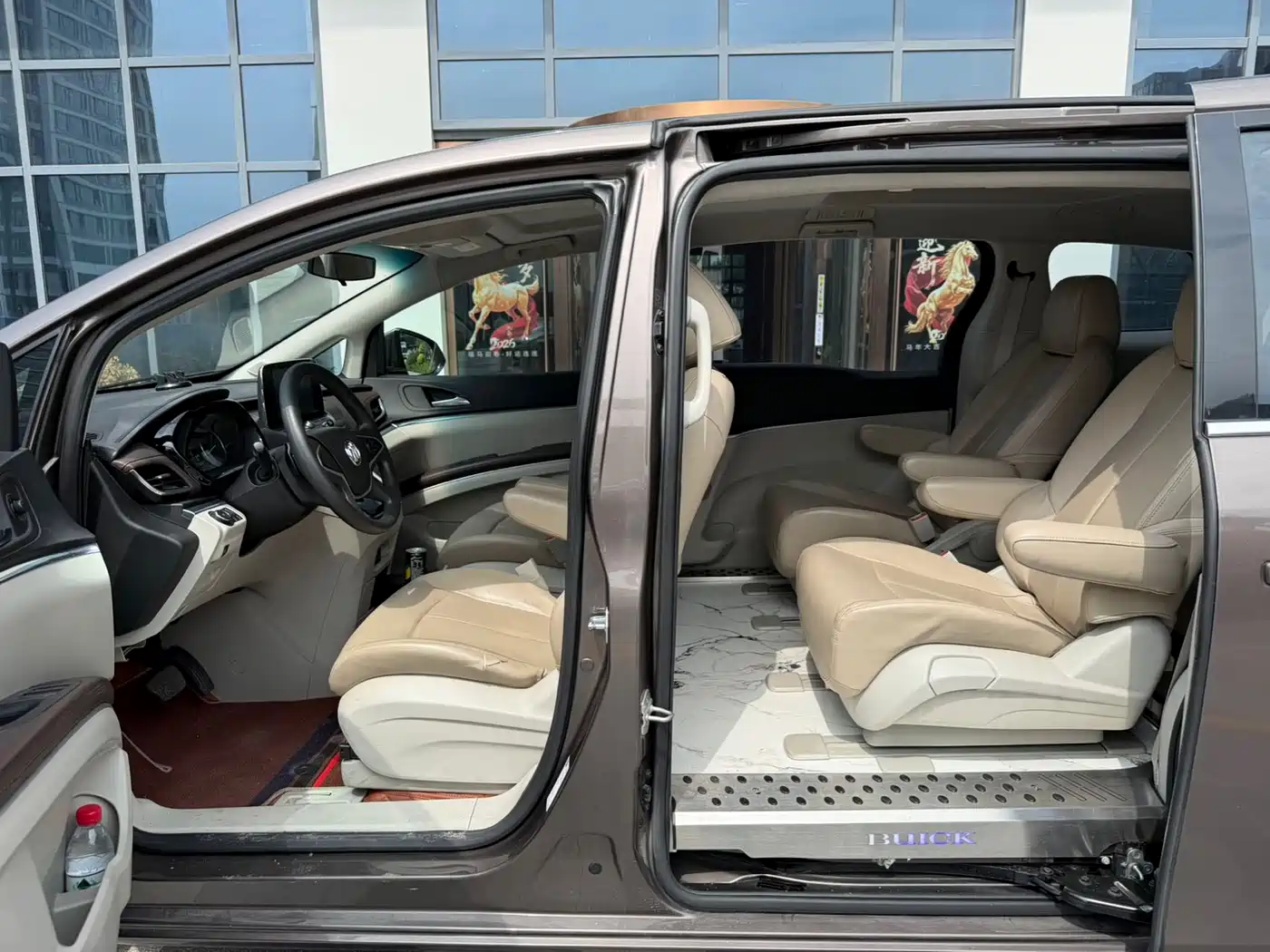 Buick GL8 2021 Land Business Class 652T Comfort фото 5