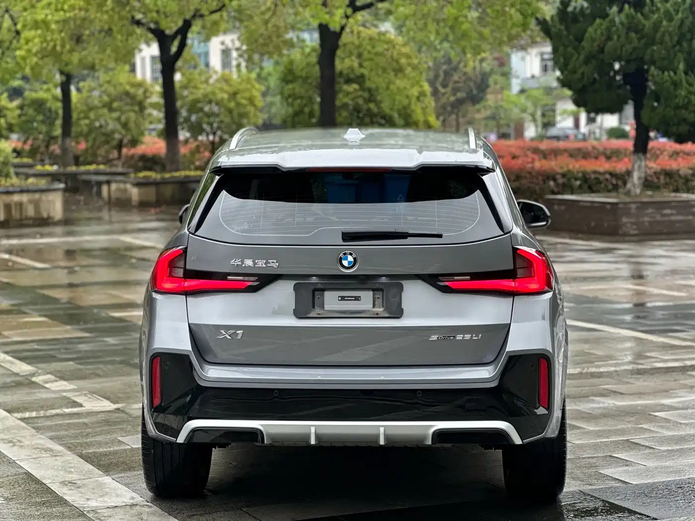 BMW X1 2023 xDrive25Li X Design Package фото 5