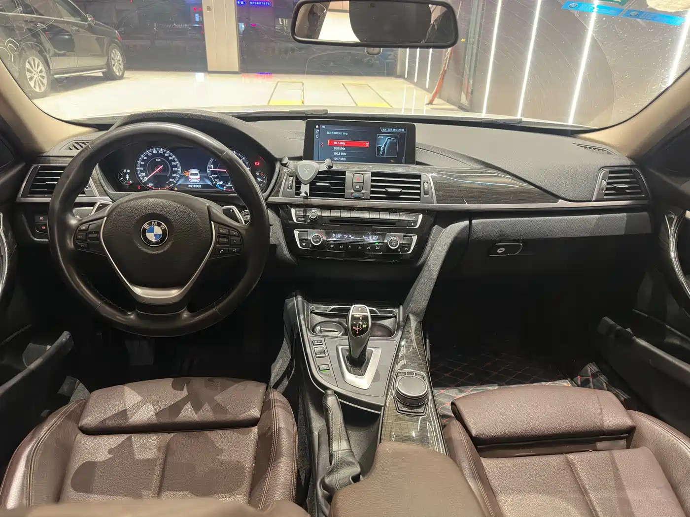 BMW 3 Series 2018 320Li Leading Luxury Package фото 12