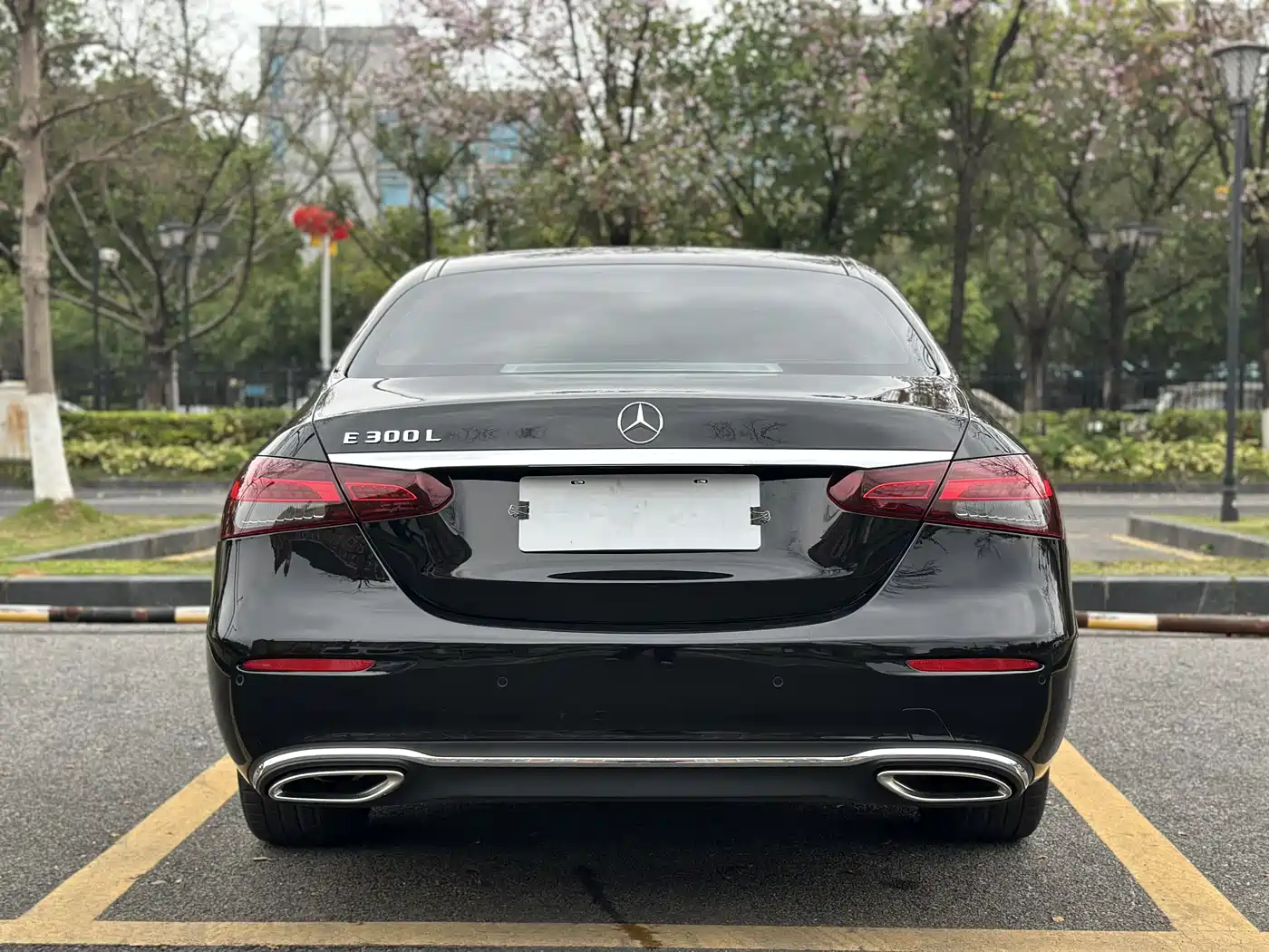  E CLASS