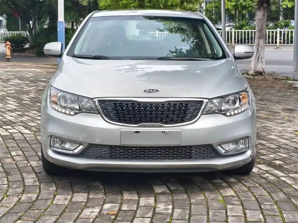 Kia Forte 2014 1.6L AT GLS фото 2