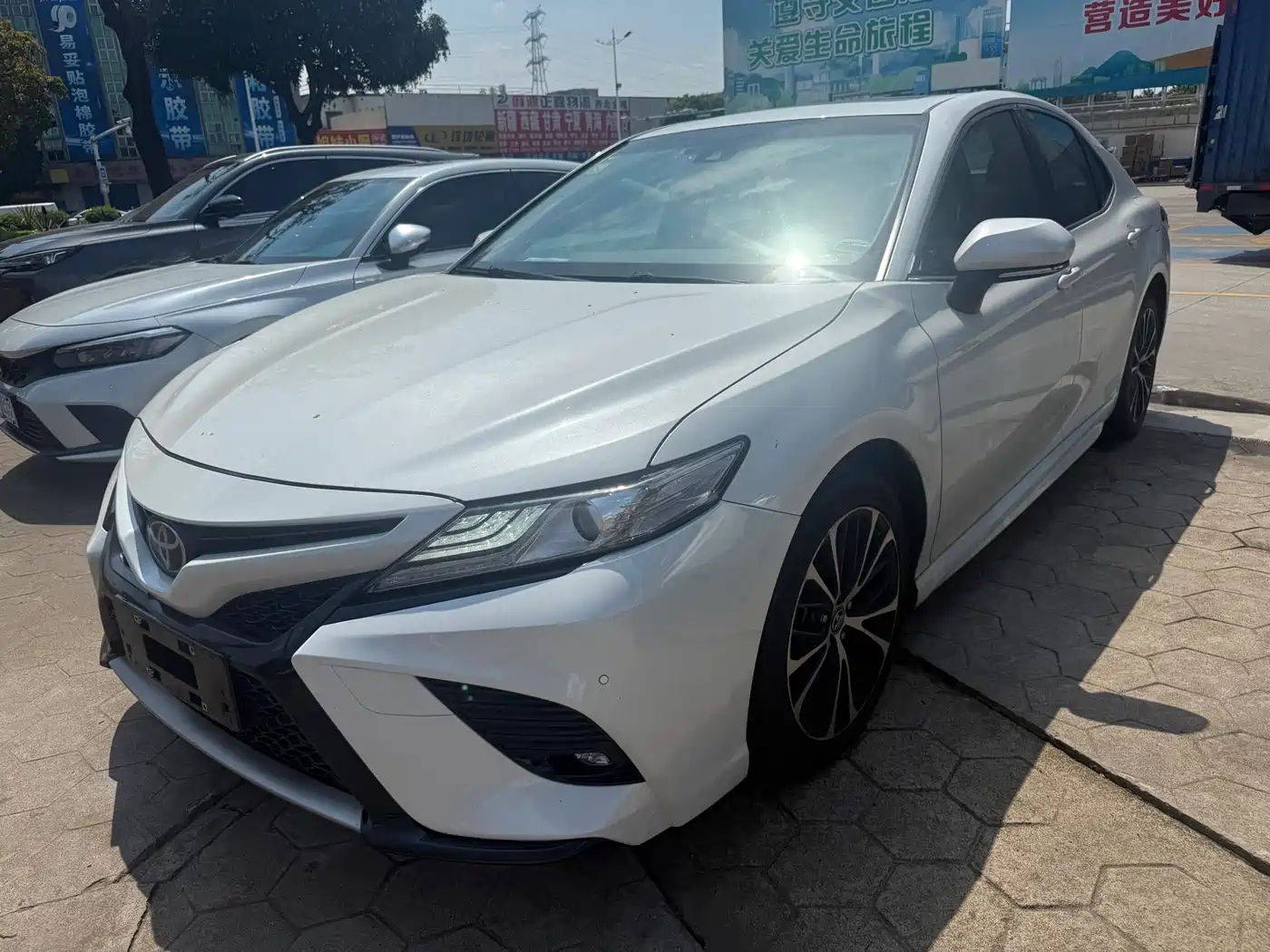 Toyota Camry 2018 2.5S Trend Edition