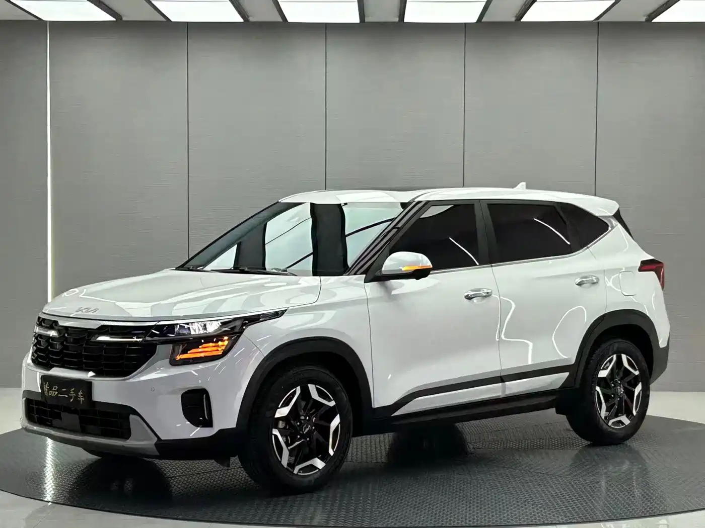 Kia Seltos 2023 1.4T DCT Luxury Edition