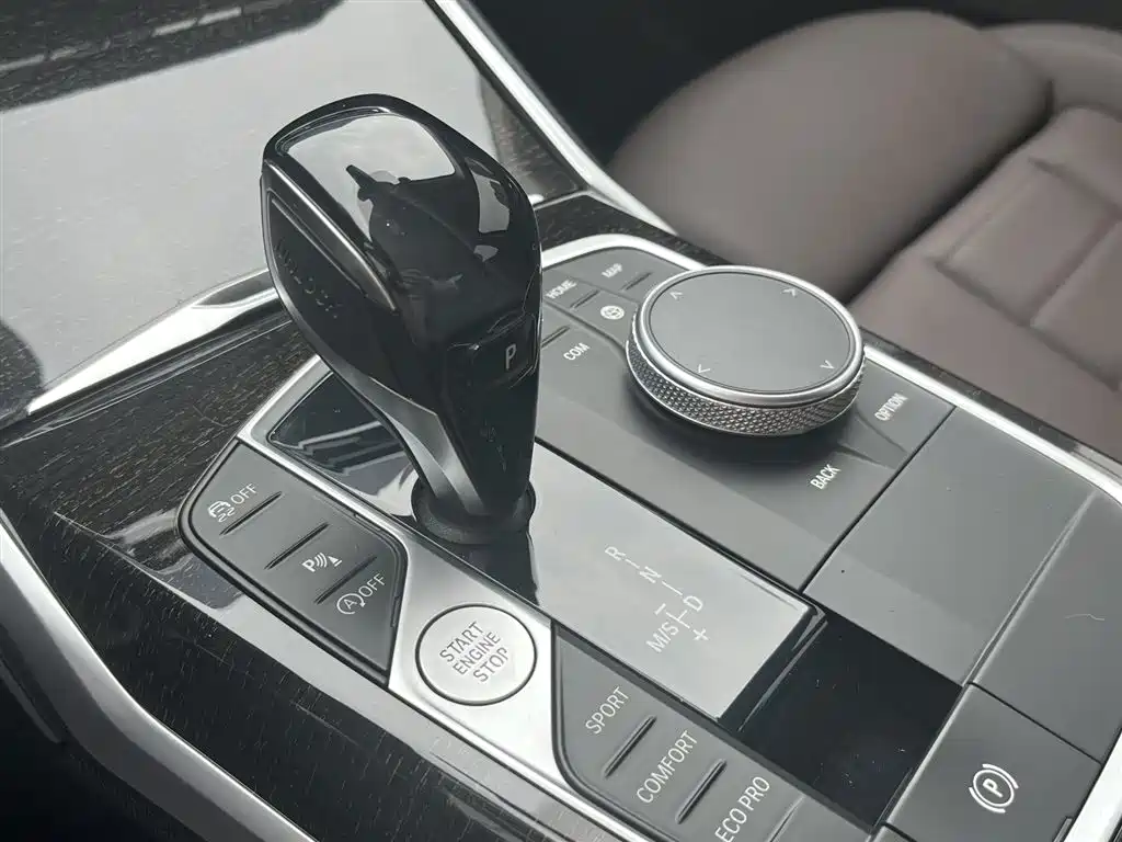 BMW 3 Series 2021 Facelift 325Li M Sport Package фото 16