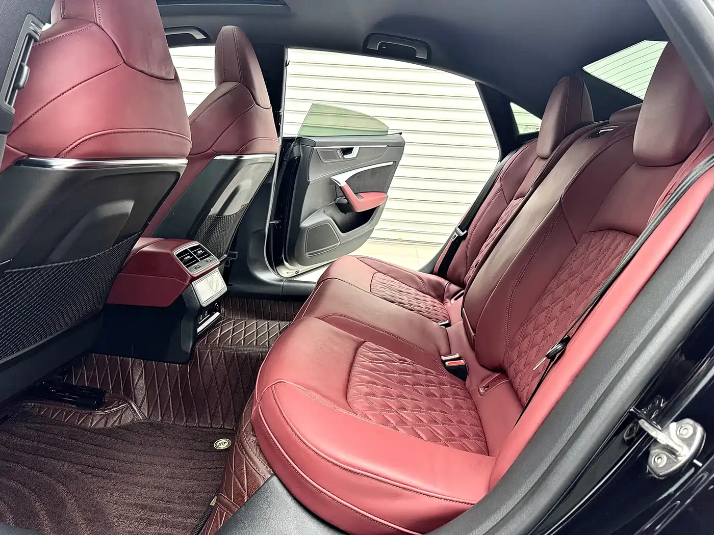 AUDI A7L
