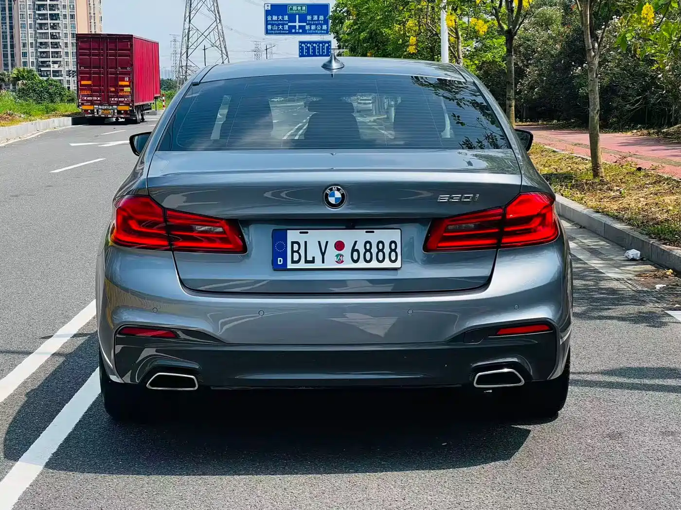 BMW 5 Series (Import) 2020 530i M Sport Package фото 5