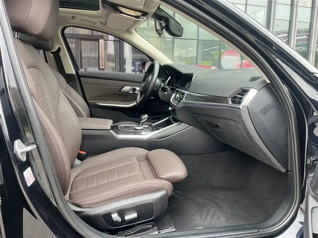 BMW 3 Series 2021 Facelift 325Li M Sport Package фото 29