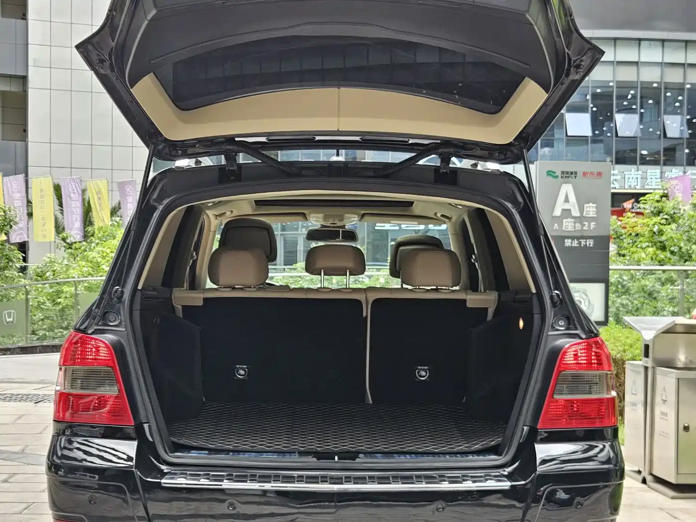 Mercedes-Benz GLK-Class (Import) 2011 GLK 300 4MATIC Fashion фото 21