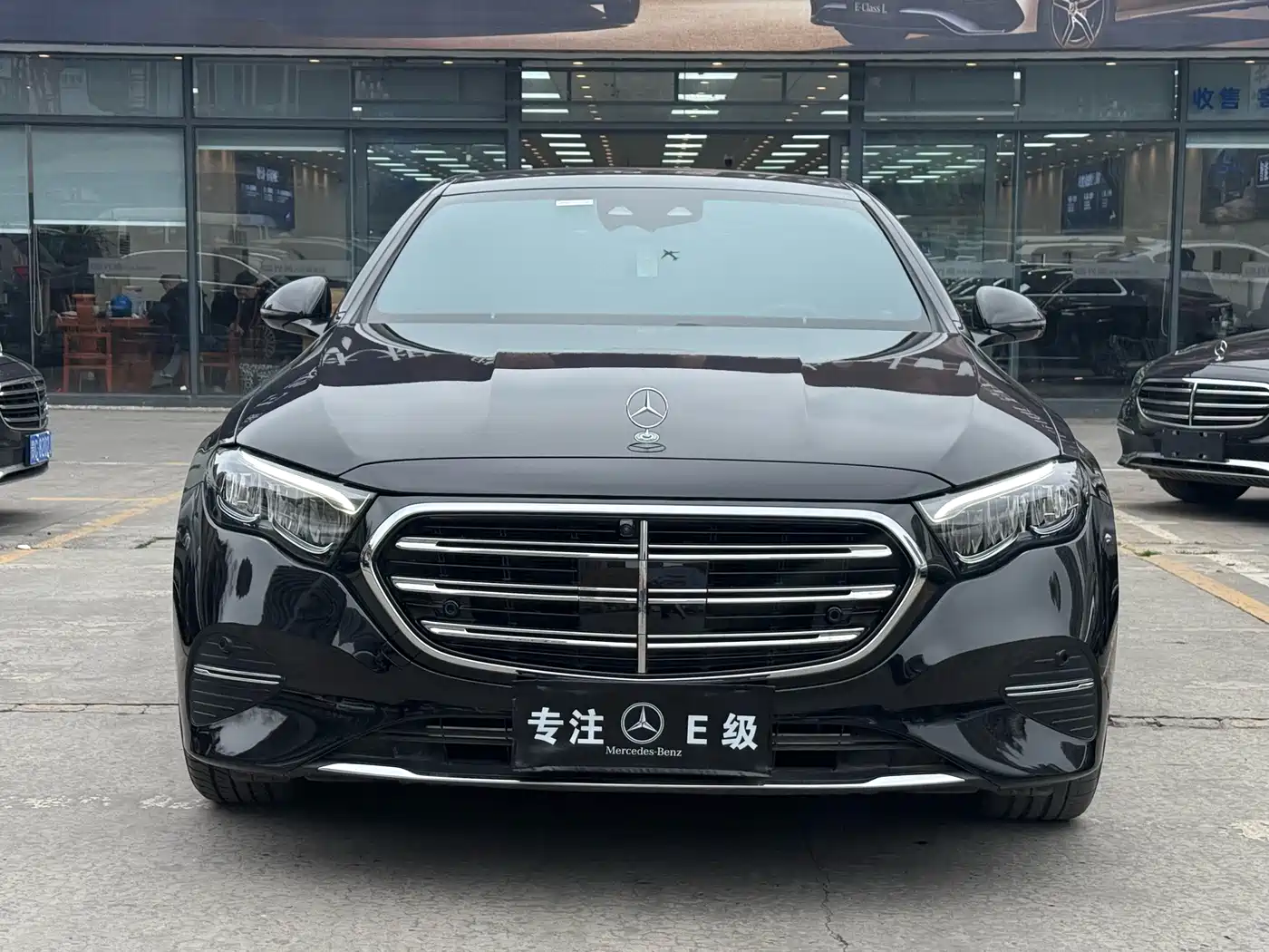 MERCEDES-BENZ E-CLASS