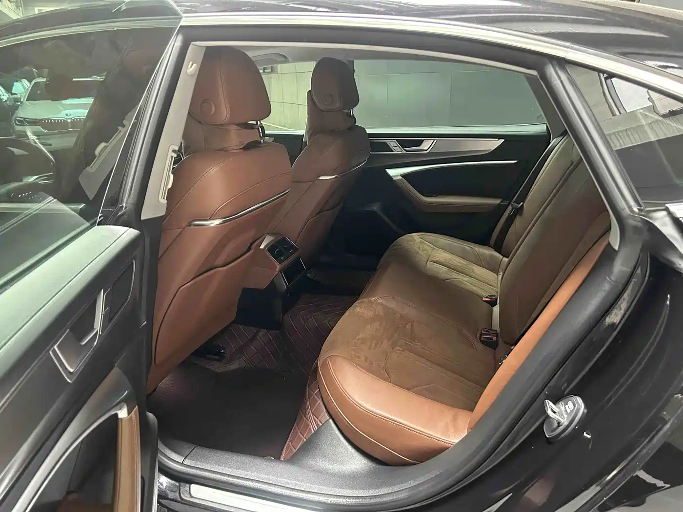 Audi A7L 2024 45 TFSI Luxury фото 3