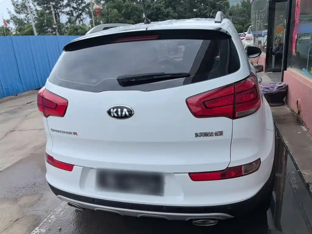 Kia Sportage 2016 2.0L Automatic 2WD GLS фото 6