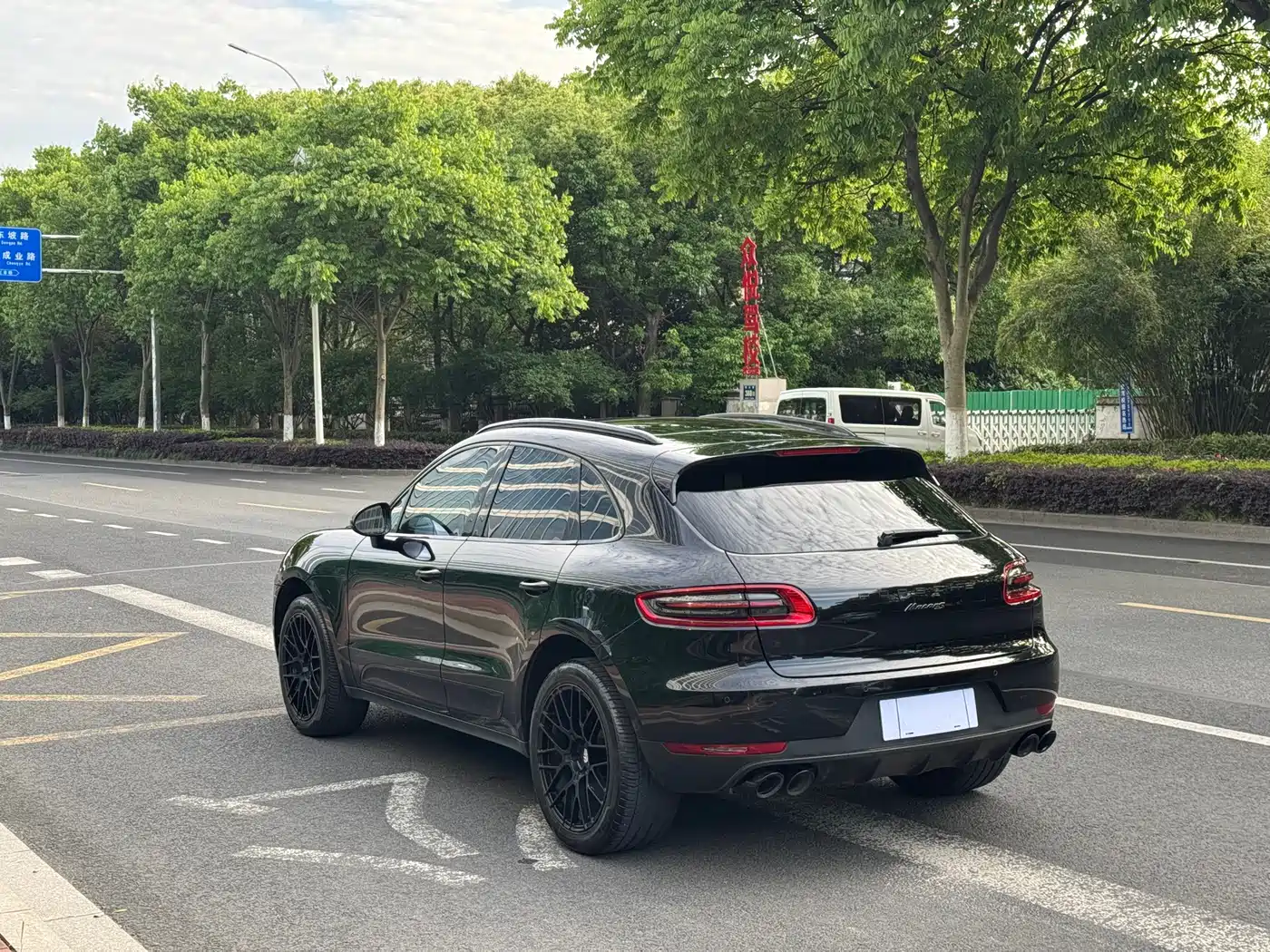 Porsche Macan 2017 Macan 2.0T фото 8