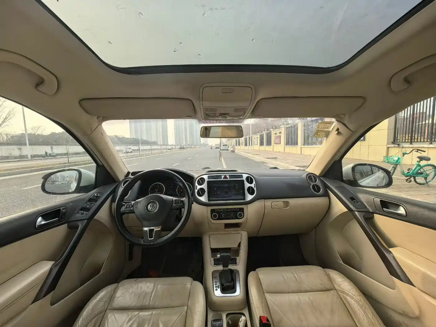 Volkswagen Tiguan 2010 1.8TSI Automatic 2WD Elite фото 6