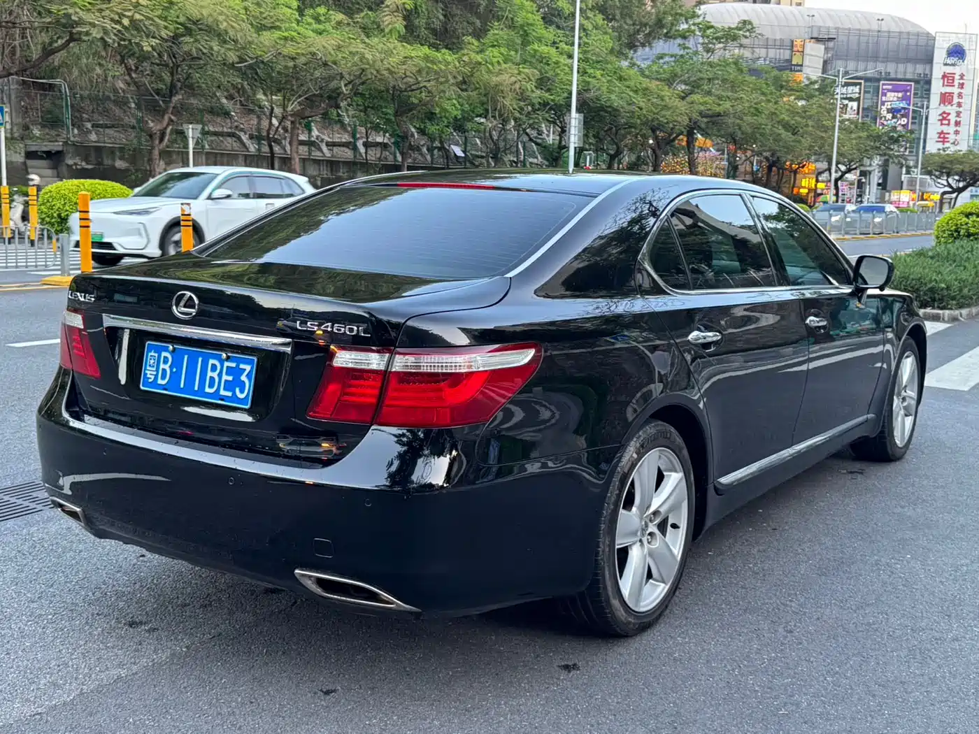 Lexus LS 2006 460L фото 12