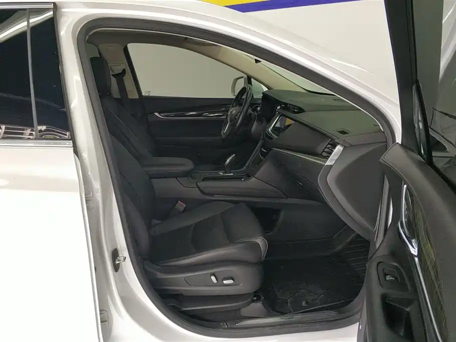 Cadillac XT5 2018 25T Luxury фото 8
