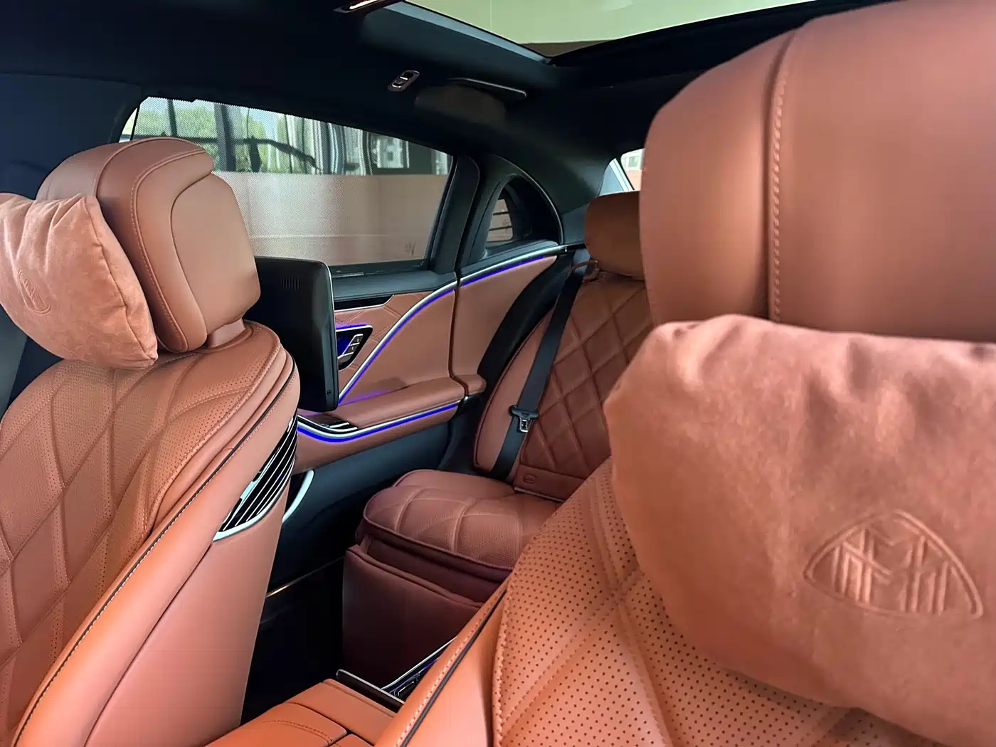 Mercedes-Benz Maybach S-Class 2026 S 580 4MATIC фото 8