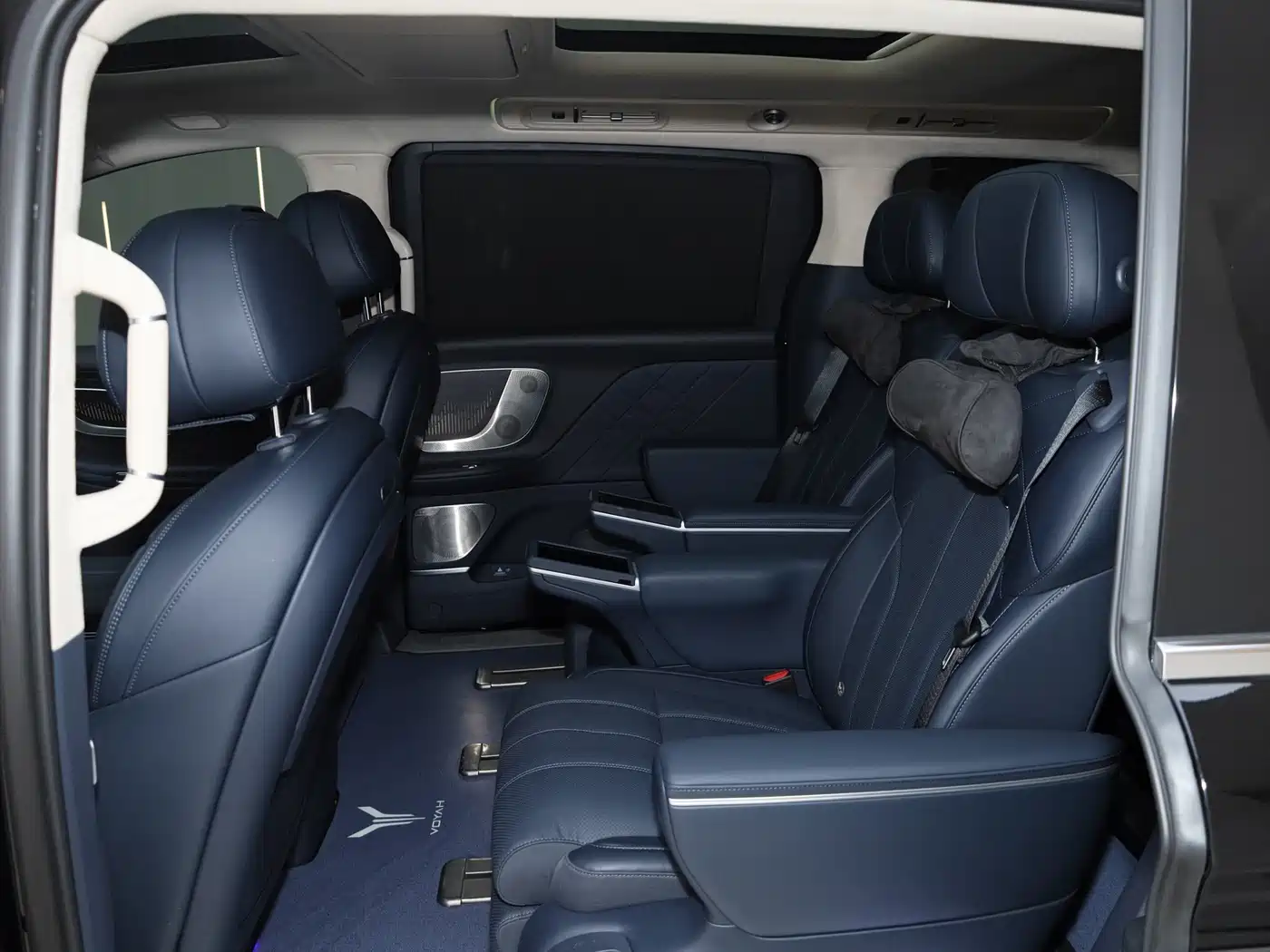 Voyah Dreamer 2025 2025 Model PHEV Basic Version