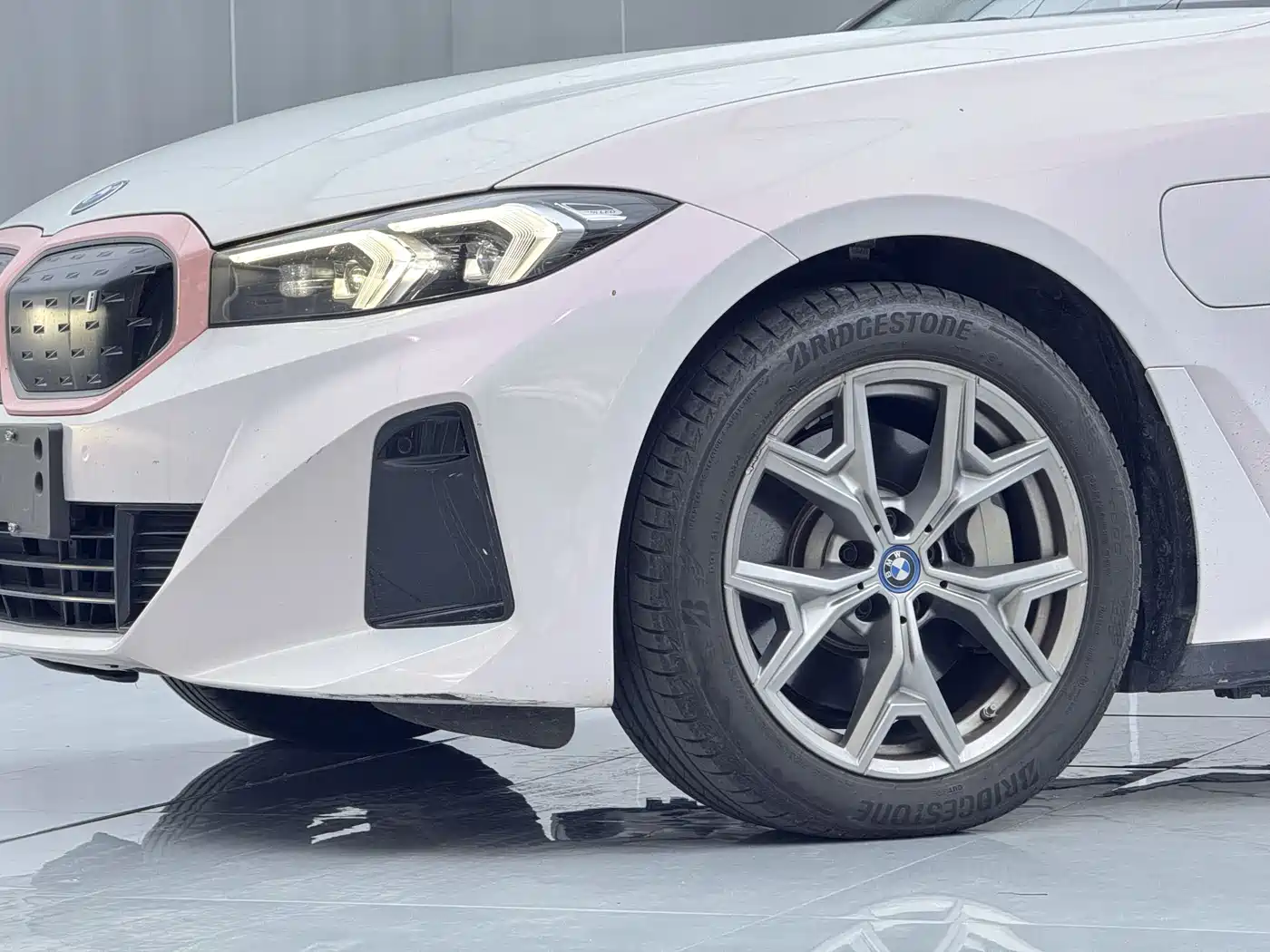 BMW i3 2024 eDrive 35 L фото 5