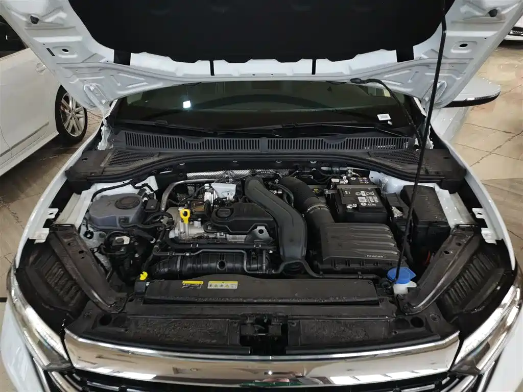 Volkswagen Sagitar 2025 300TSI DSG Flying Leap Edition фото 20