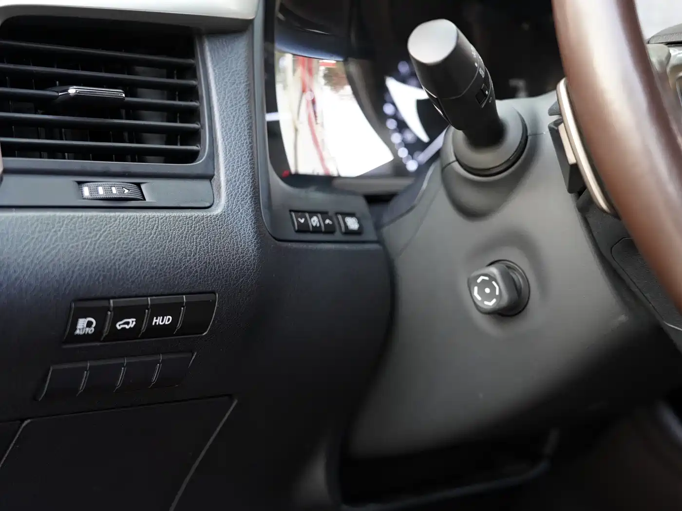Lexus RX 2020 Facelift 300 2WD Comfort Edition фото 17