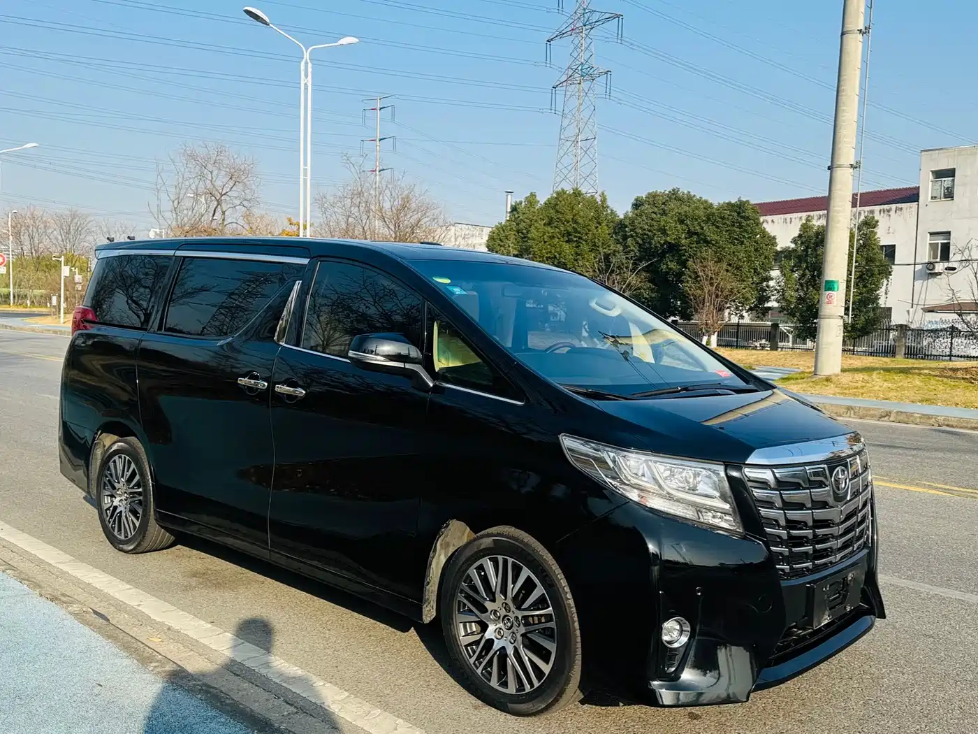 Toyota Alphard 2015 3.5L Premium Edition фото 3