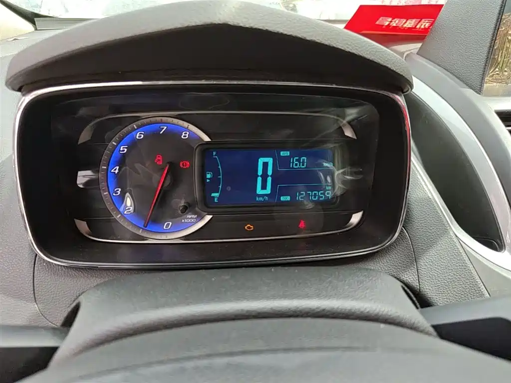 Chevrolet Trax 2014 1.4T Manual 2WD Comfort фото 8