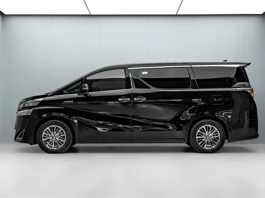 Toyota Vellfire 2021 Crown Hybrid 2.5L HV Premium Edition фото 4