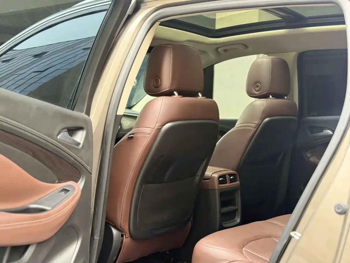 Buick Envision Plus 2017 28T AWD Luxury фото 5