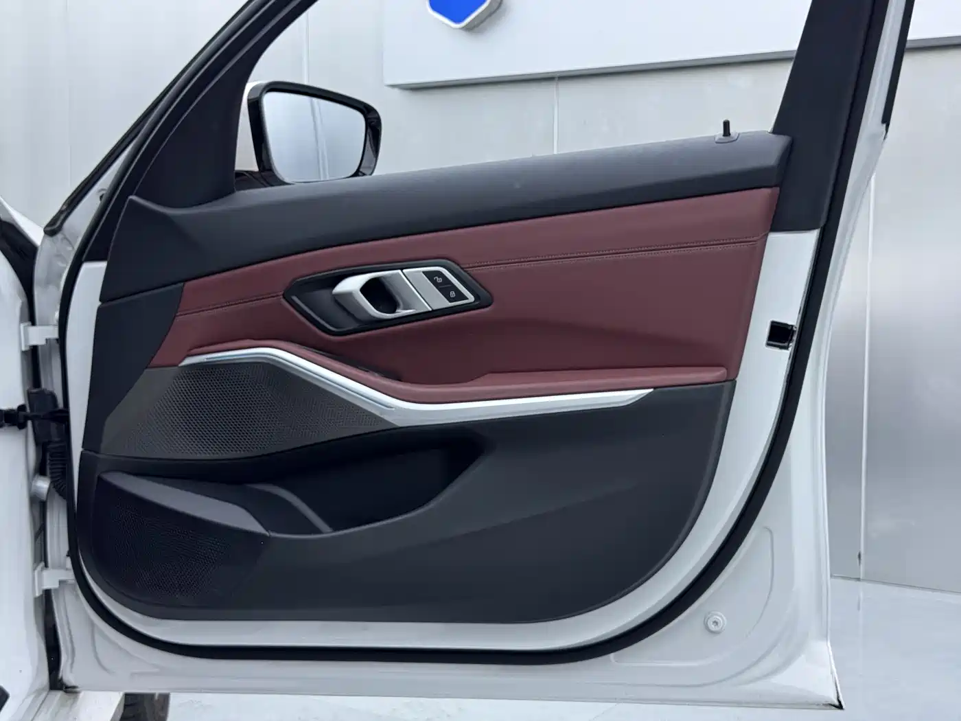 BMW i3 2024 eDrive 35 L фото 18
