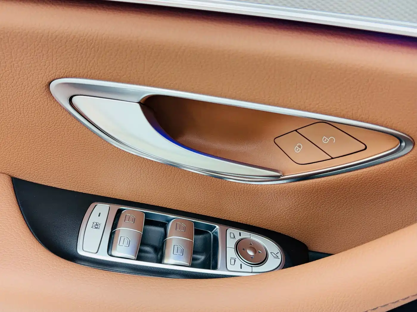Mercedes-Benz E-Class 2017 E 200 Sport фото 12
