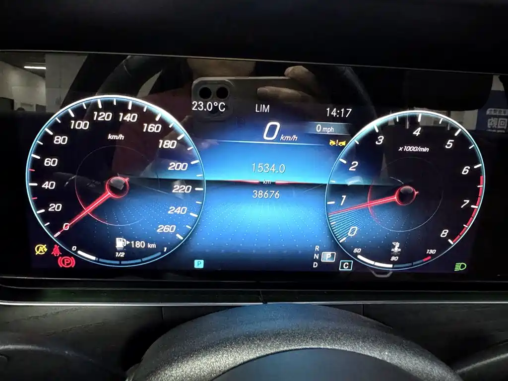 Mercedes-Benz E-Class 2023 Facelift E 300 L Luxury фото 22