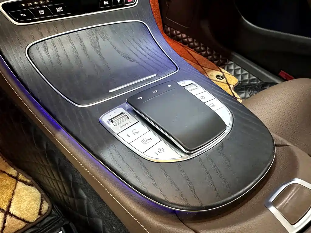 Mercedes-Benz E-Class 2023 Facelift E 300 L Luxury фото 16