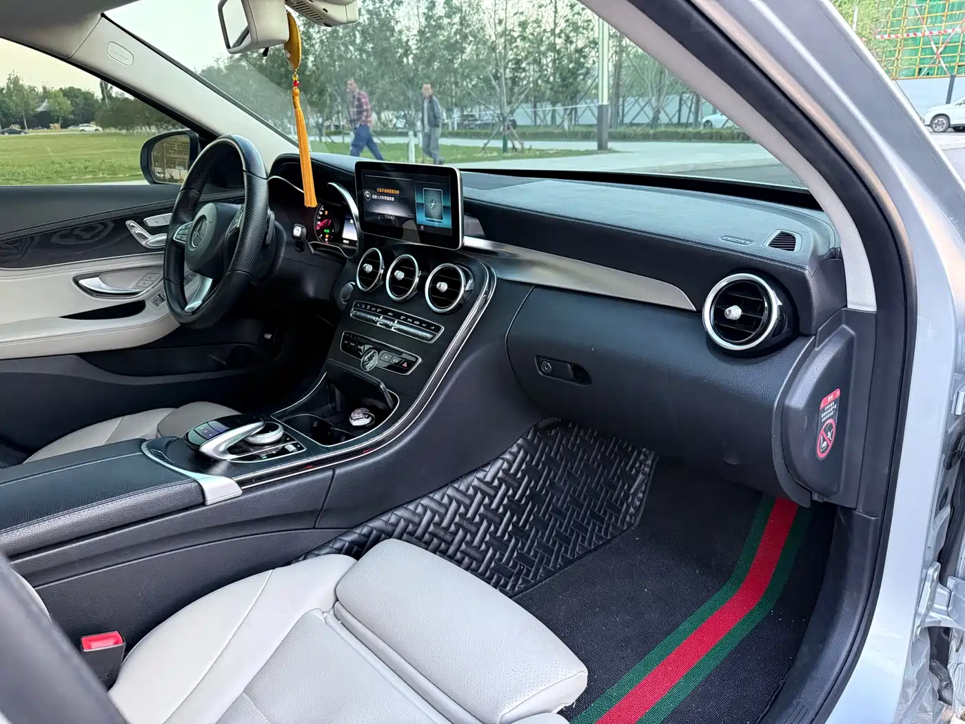 Mercedes-Benz C-Class 2015 C 200 L Sport фото 18
