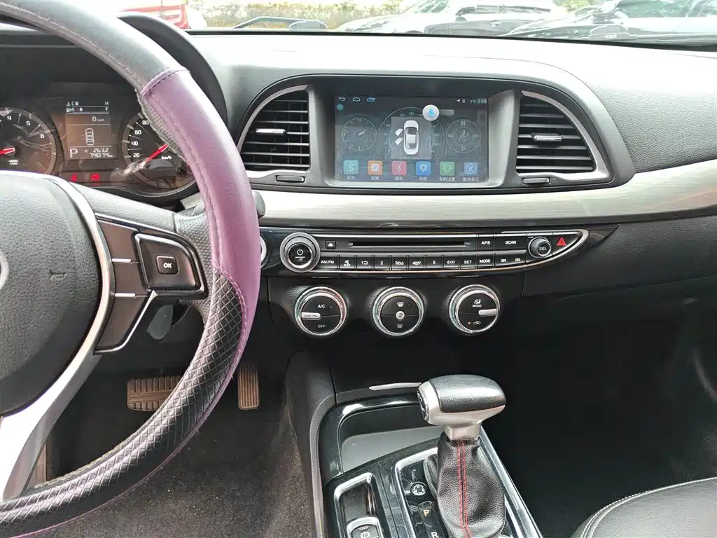 GAC Trumpchi Trumpchi GA6 2016 235T DCT Elite Edition фото 9