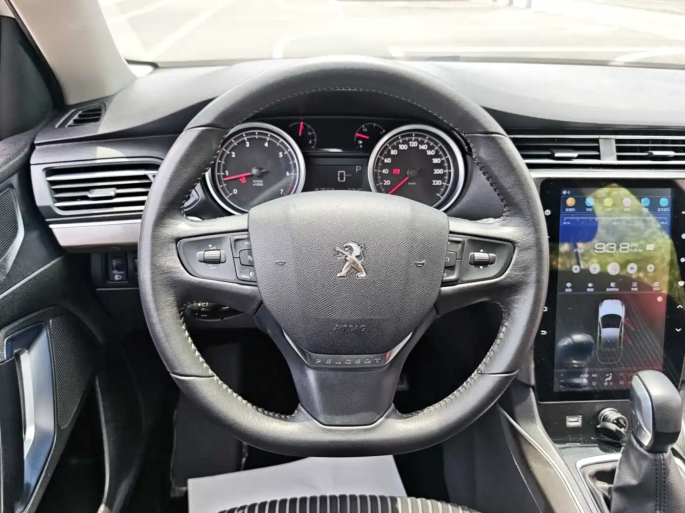 Peugeot 408 2018 Facelift 350THP Automatic Luxury фото 17