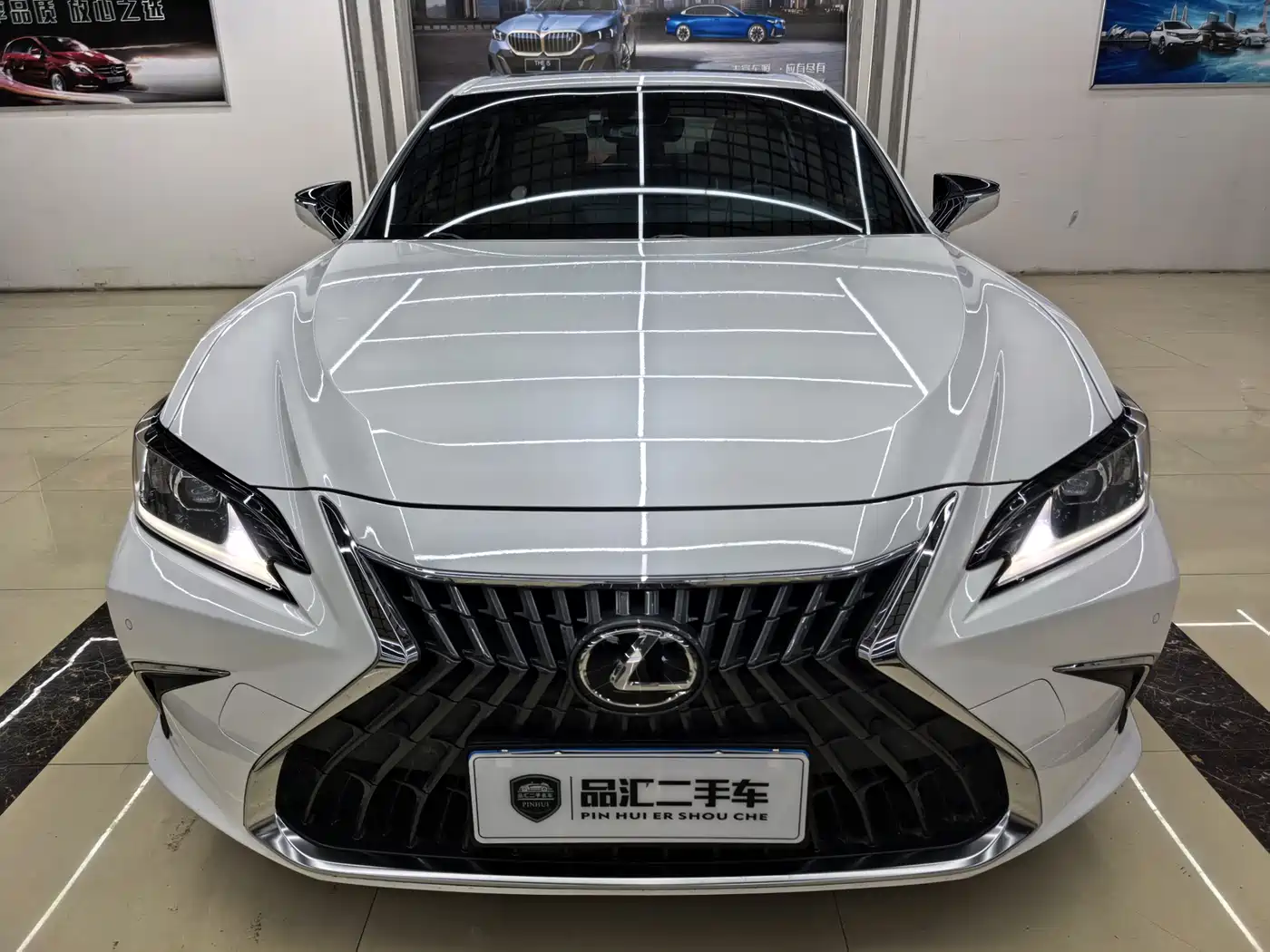 Lexus ES 2023 200 Excellence Edition фото 2