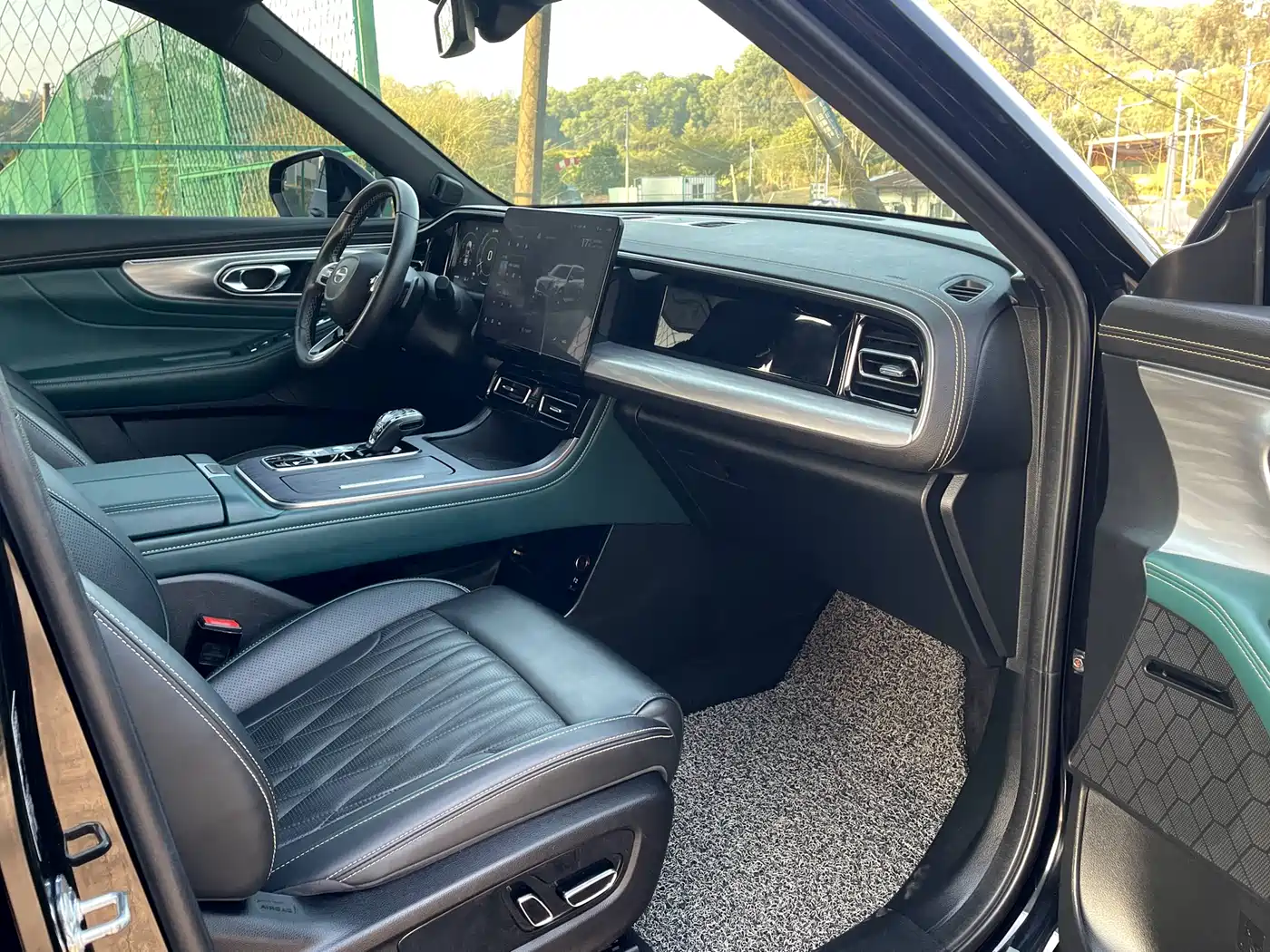 GAC Trumpchi Trumpchi GS8 2022 Pilot Series 2.0TGDI 2WD Luxury Smart Connect Edition (7-Seater) фото 12